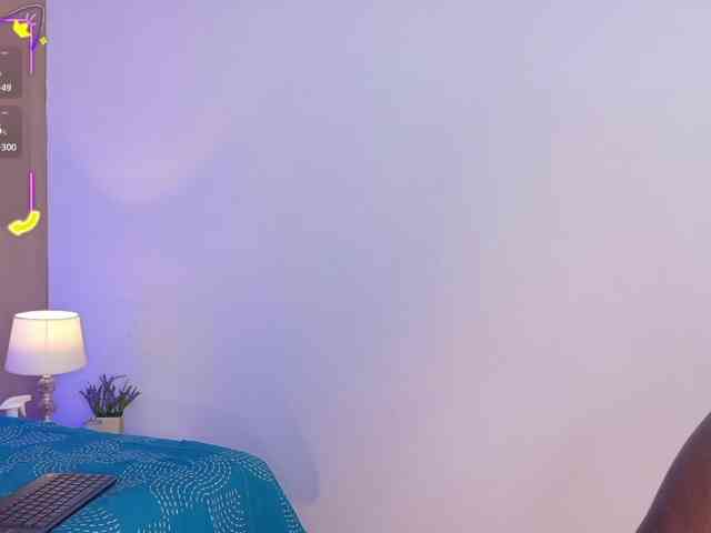 AhviEbony webcam