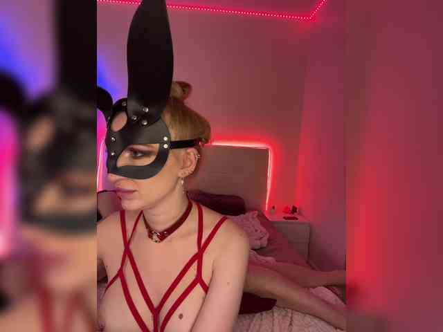spy webcam JanePorter
