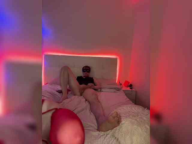 Модель: SOFYandMIKE
