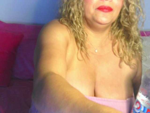 majobarraza's BongaCams show and profile