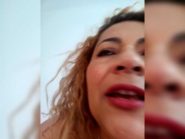 majobarraza's BongaCams show and profile