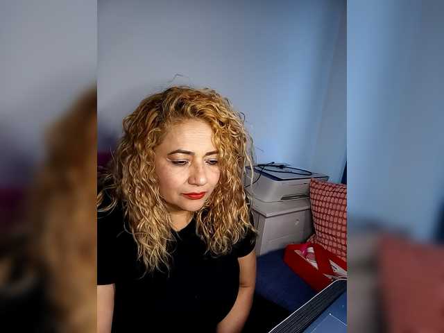 majobarraza's BongaCams show and profile