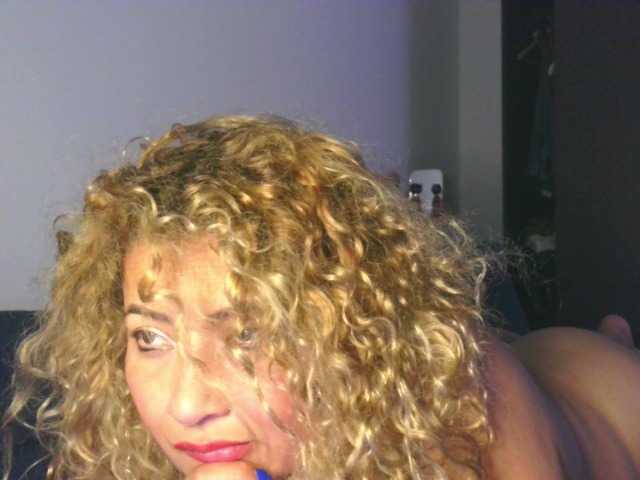 majobarraza's BongaCams show and profile