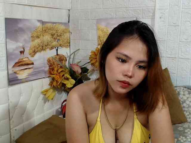 misshotty webcam