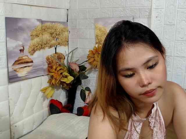 misshotty webcam