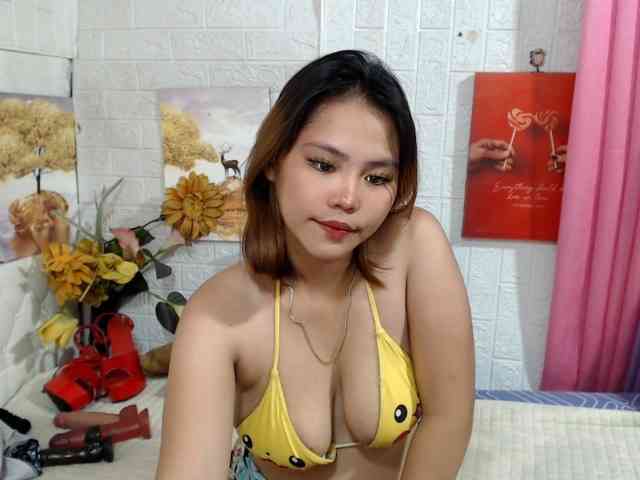 misshotty webcam