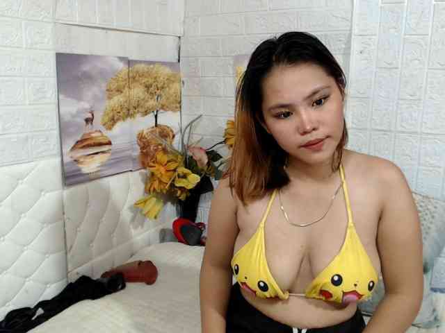 misshotty webcam
