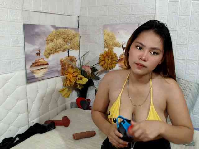 misshotty webcam