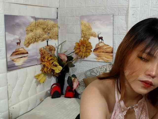 misshotty webcam