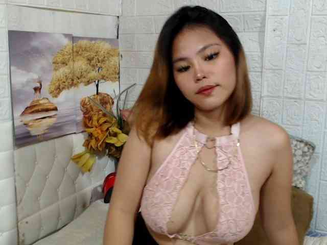 misshotty webcam