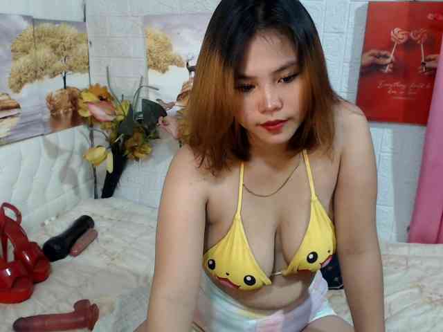 misshotty webcam