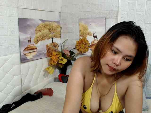 misshotty webcam