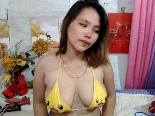 misshotty webcam