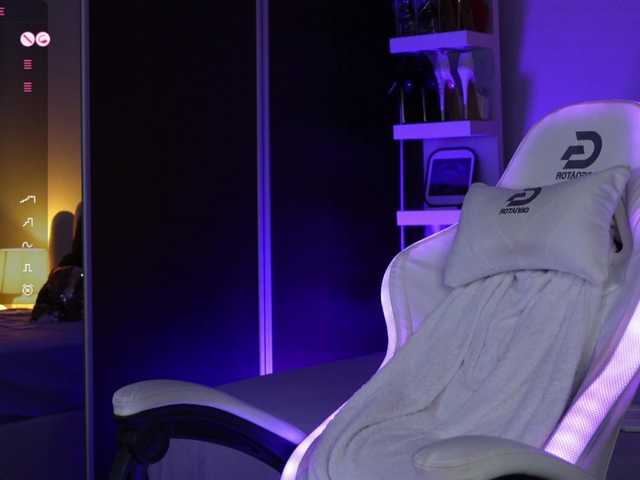 AngelaMyst's BongaCams show and profile