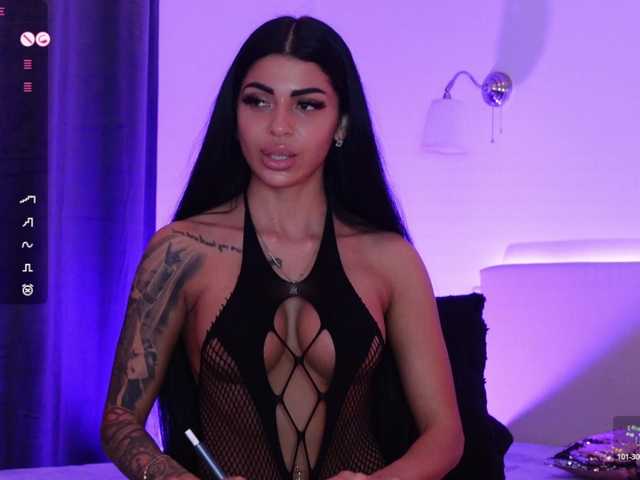 go to chat with AngelaMyst