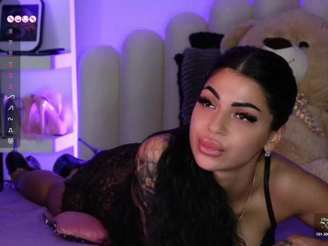  AngelaMyst chat room