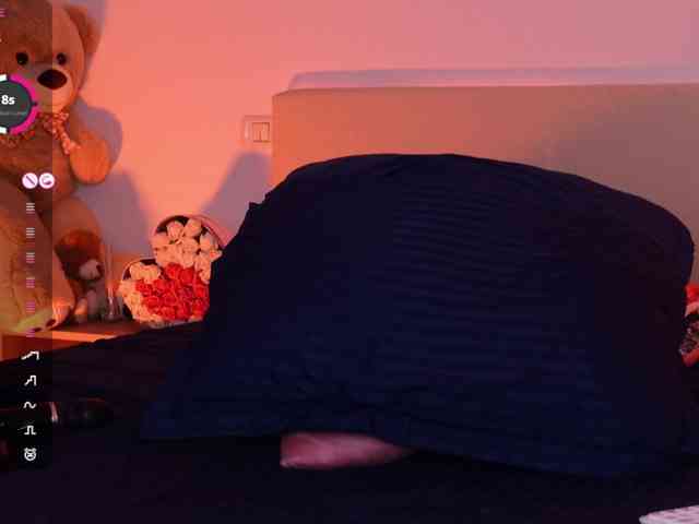 AngelaMyst webcam