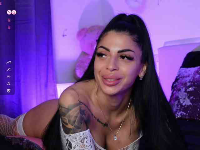 AngelaMyst webcam