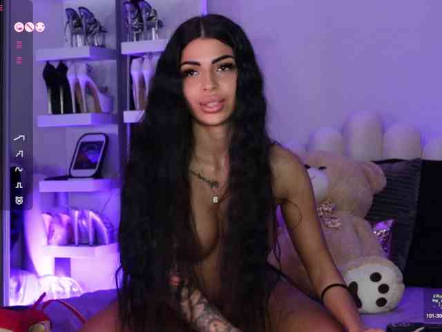 AngelaMyst webcam