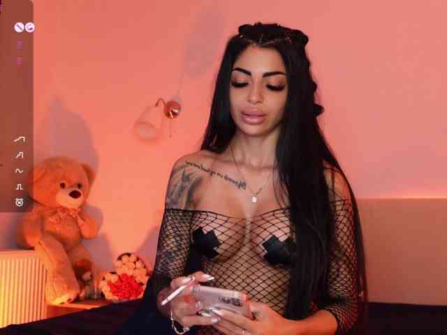 striptease chatroom AngelaMyst
