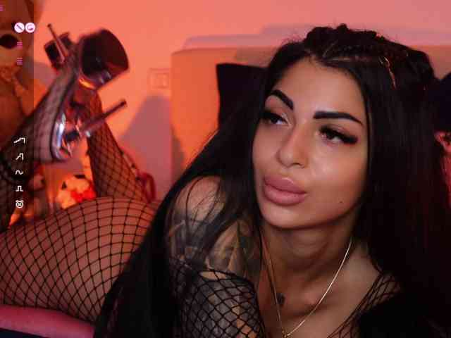 AngelaMyst webcam