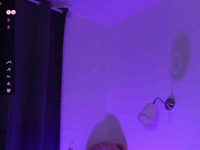 AngelaMyst webcam