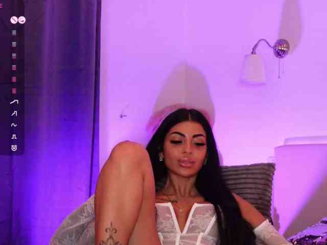 AngelaMyst Live Webcam on BongaCams