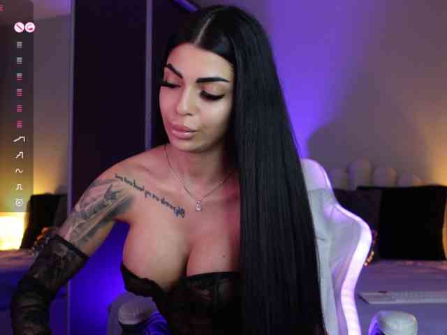 AngelaMyst webcam