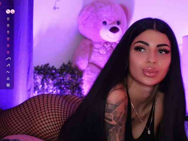 AngelaMyst webcam