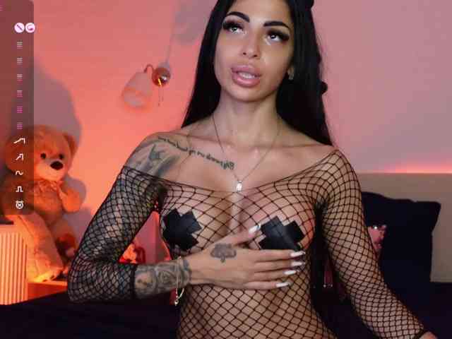 AngelaMyst webcam