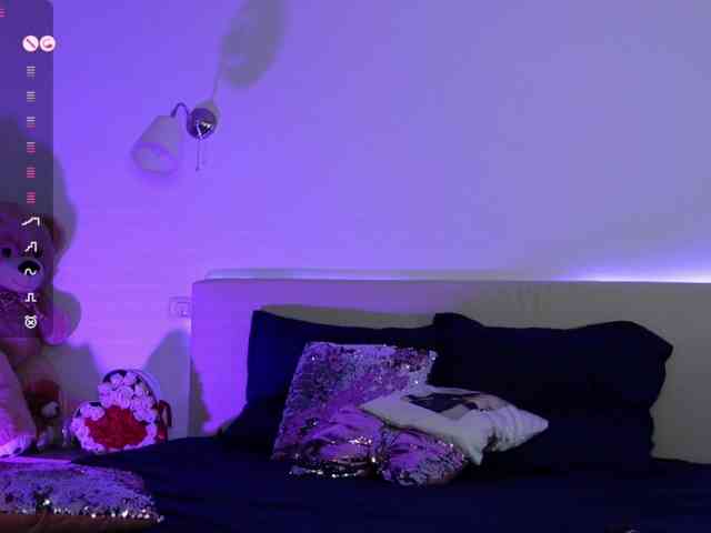 AngelaMyst webcam