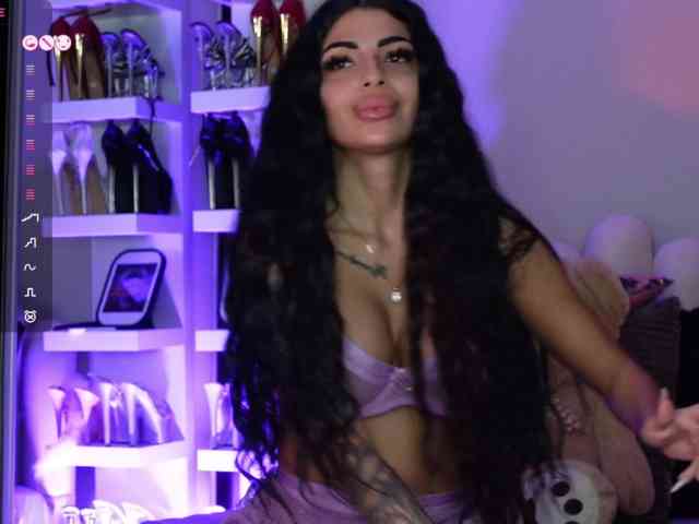 AngelaMyst webcam