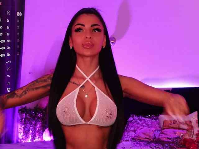 AngelaMyst webcam