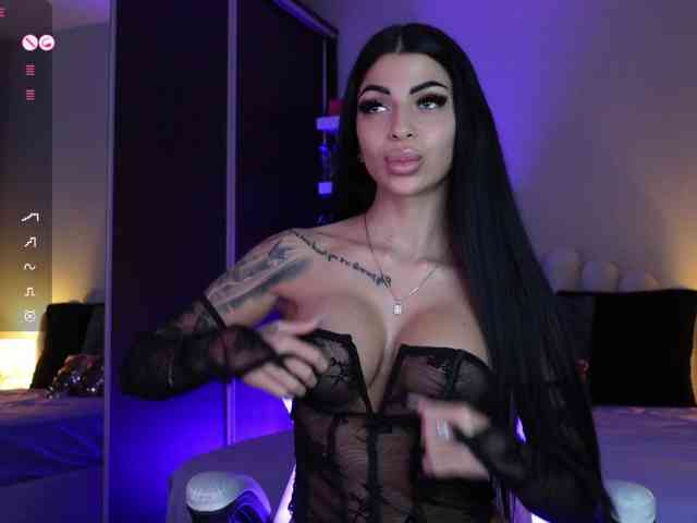AngelaMyst webcam