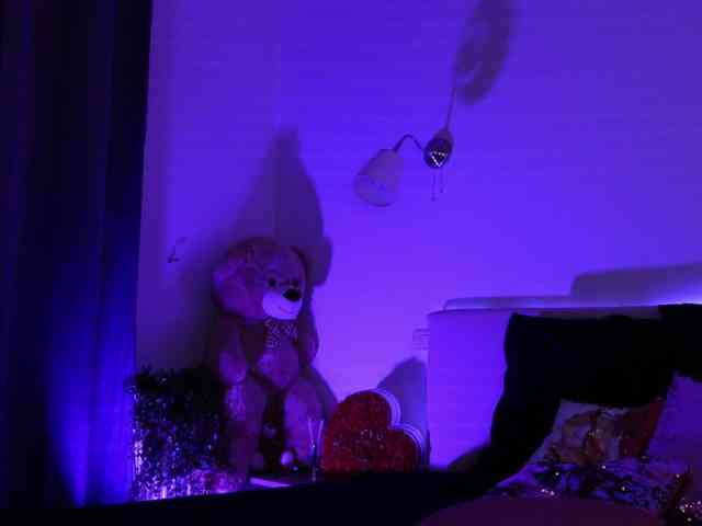 online chatroom AngelaMyst