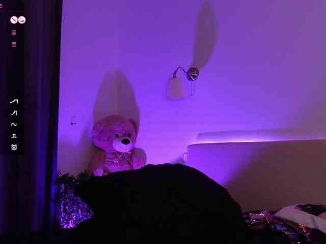 online chatroom AngelaMyst