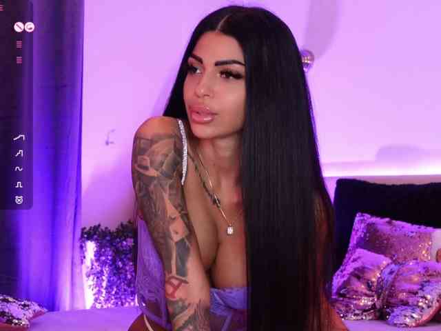 AngelaMyst Live Webcam on BongaCams