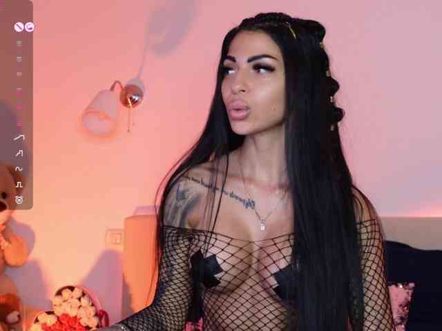 AngelaMyst webcam