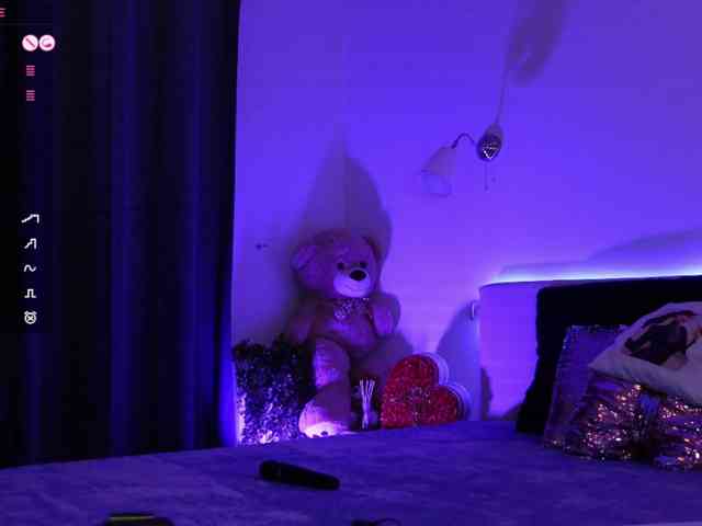 AngelaMyst webcam
