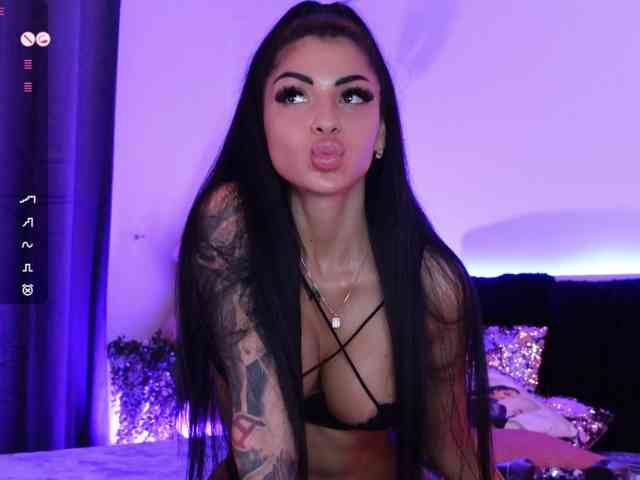 AngelaMyst webcam