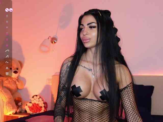 AngelaMyst webcam
