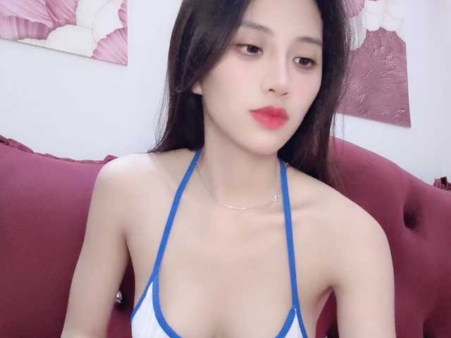 Aimee120's BongaCams show and profile