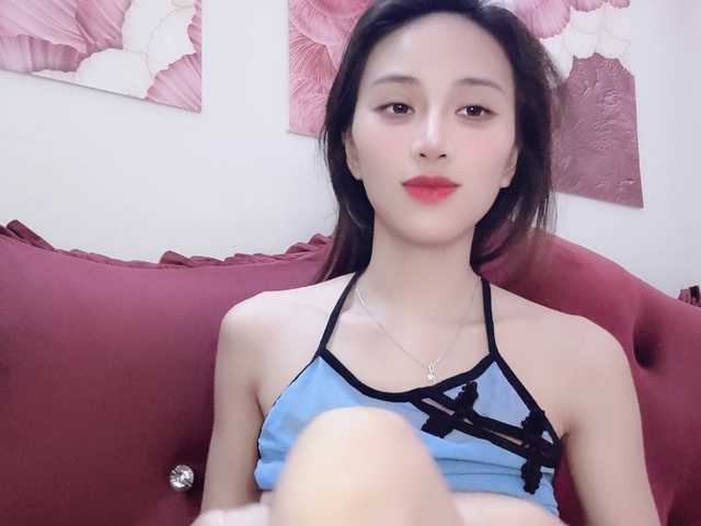 Aimee120's BongaCams show and profile