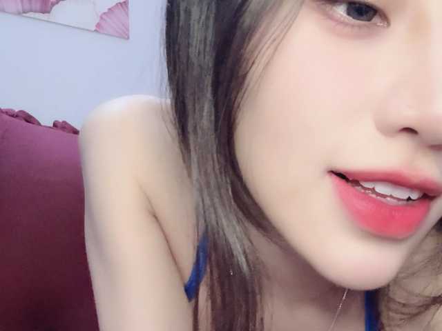 Aimee120's BongaCams show and profile