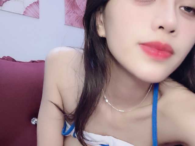 Aimee120 Live Cam on BongaCams