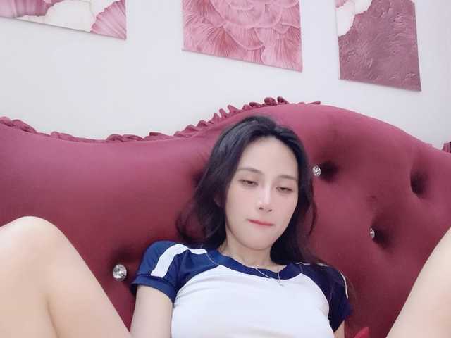 Aimee120's BongaCams show and profile