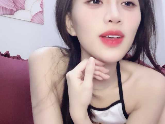 Aimee120's BongaCams show and profile