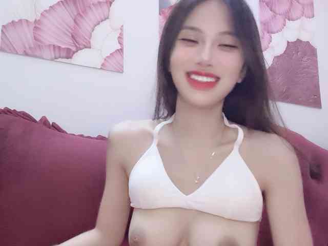 Aimee120's webcam live show