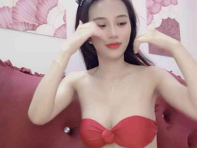 Aimee120 webcam