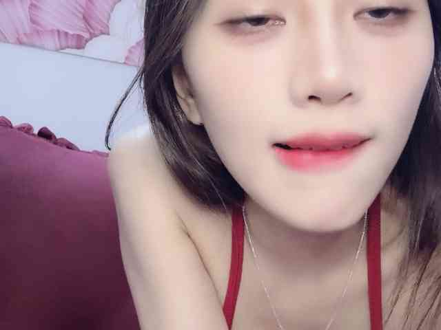 Aimee120 webcam